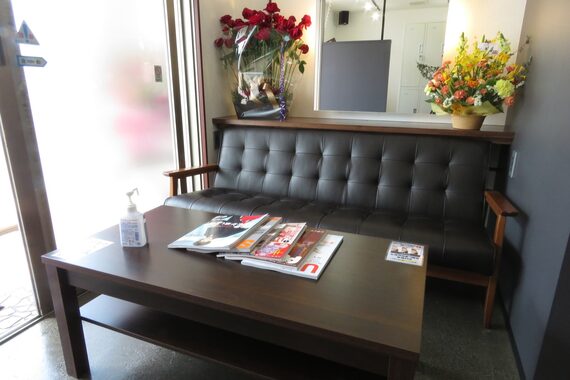 モアレ 新涯店(MOARE)
