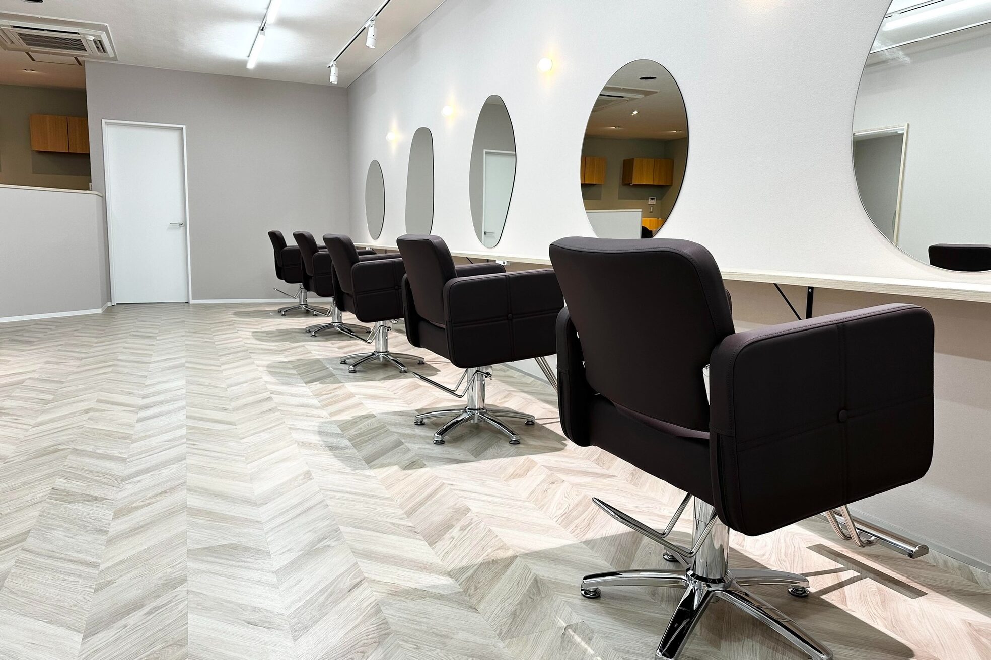 トワ 函館店(TOWA)1