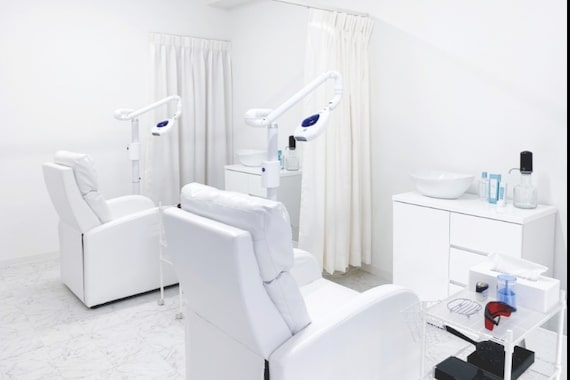 ホワイトニングカフェ 金沢店(WhiteningCafe)