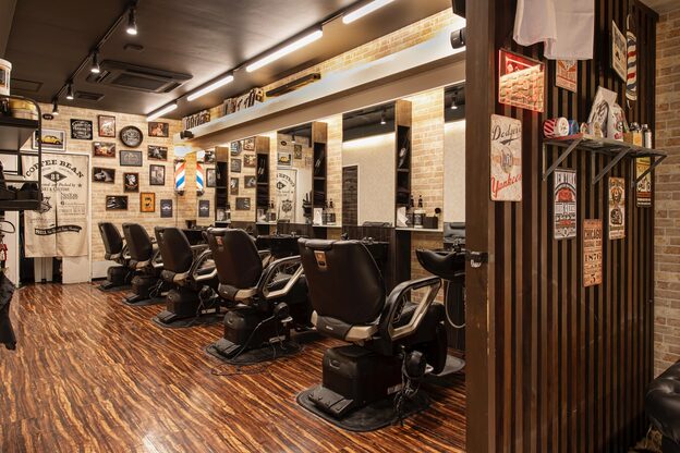 バーニーズ バーバークラブ(BARNEYS BARBER CLUB)1