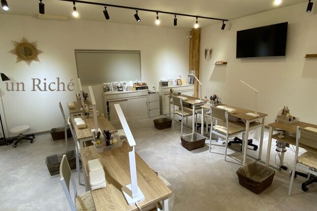 アンリッシュ 新宿東口店(un Riche)1
