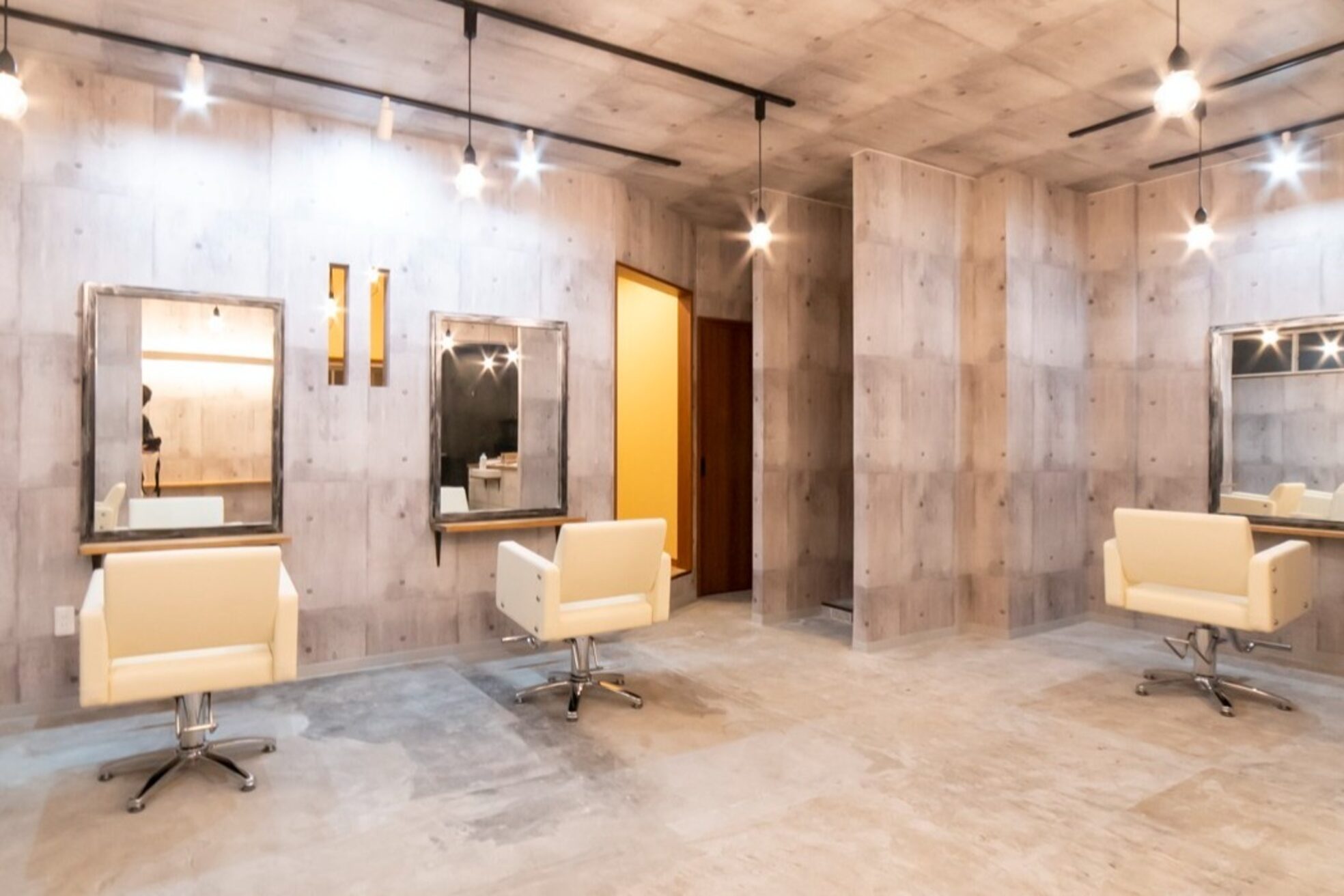 ダコタバイメロウ(DAKOTA by MELLOW)1