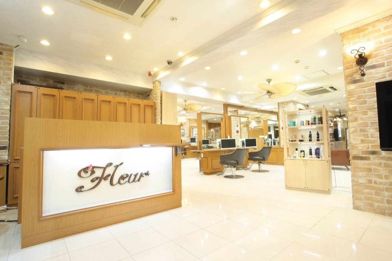 Tink　他（株式会社　ＬＯＹＡＬ）画像1