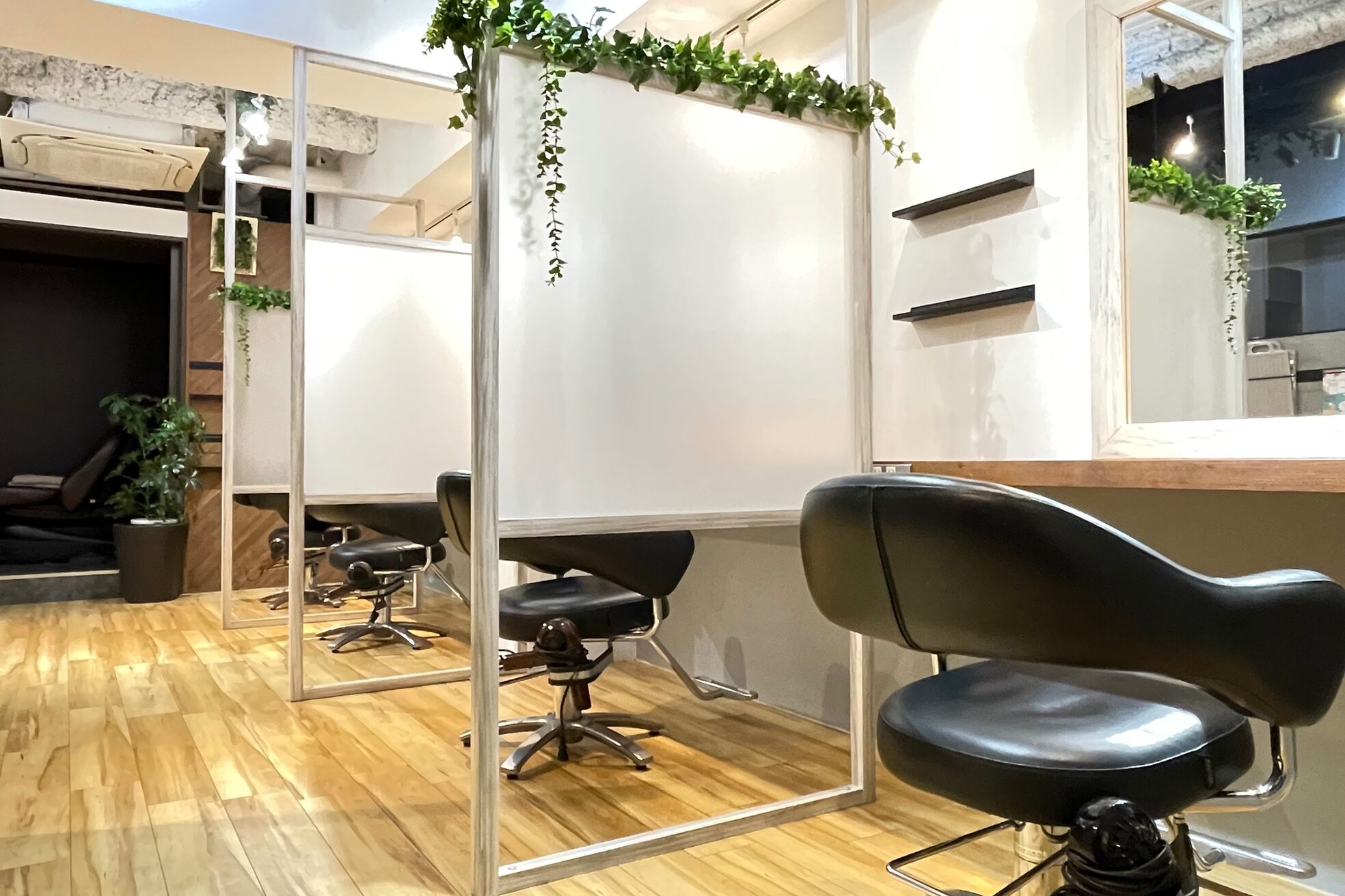 グレージュ(Grege)1