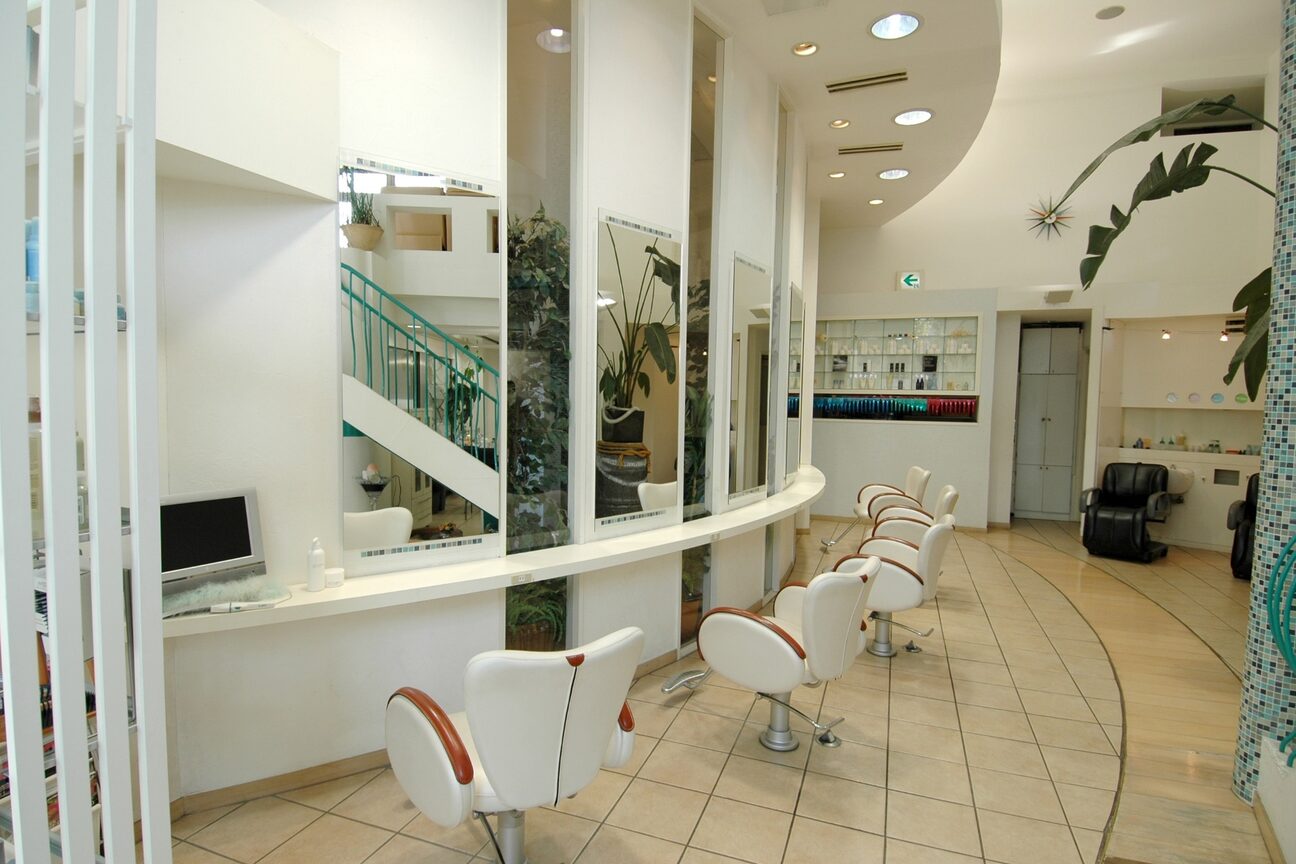 有限会社　ファッションヘアーモーダシャンプー画像1