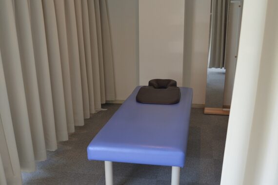 みんなのてもみ 神田駅北口店