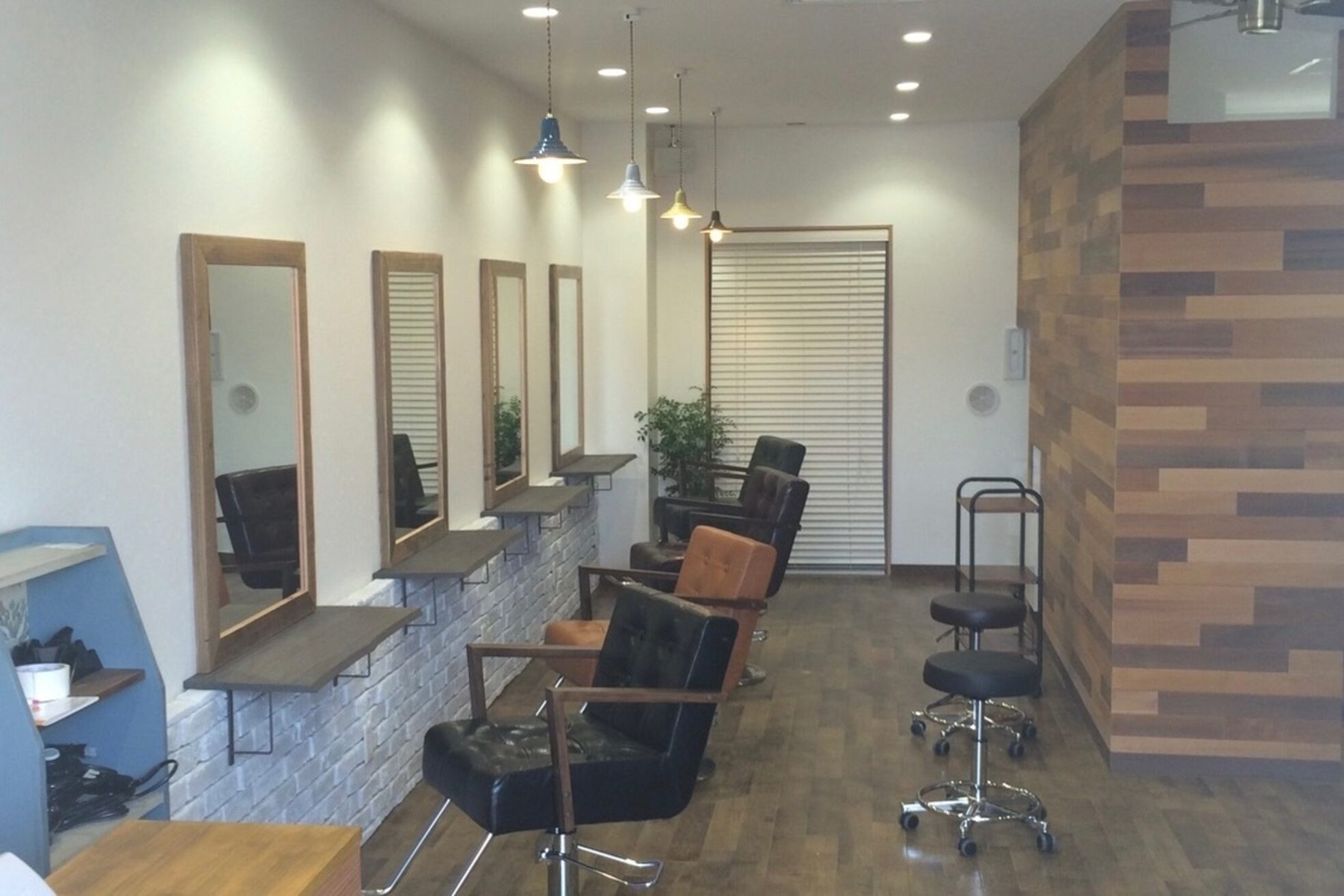 ヘア エキュ 前原店(hair equ)1