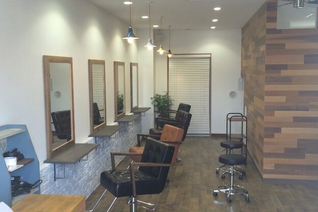 ヘア エキュ 前原店(hair equ)1