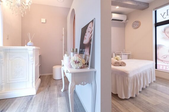 シャンティー(Chantilly)