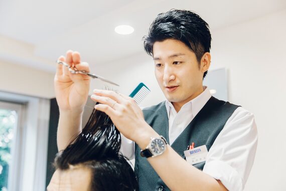メンズ ウィル バイ スヴェンソン 沼津スタジオ(MEN'S WILL by SVENSON)