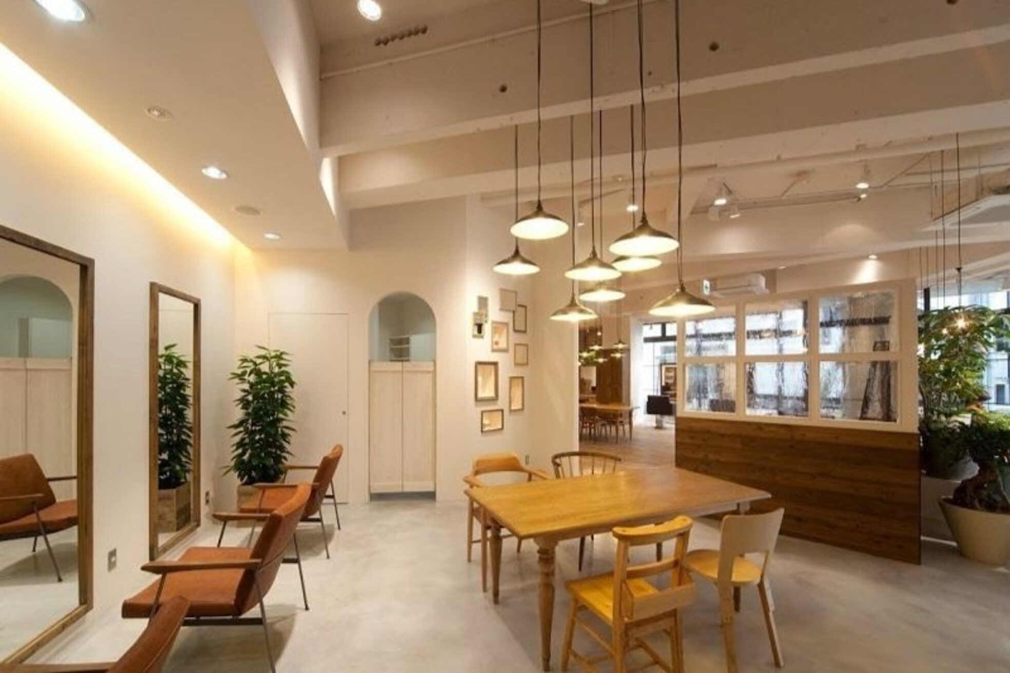 ラランジェ 光町店(LARANJE)1