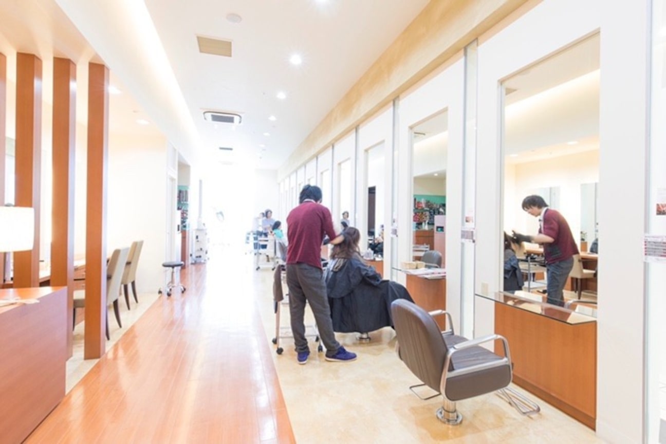 ヴァンカウンシル(有限会社 ヘアークリエイションナカオ)画像1