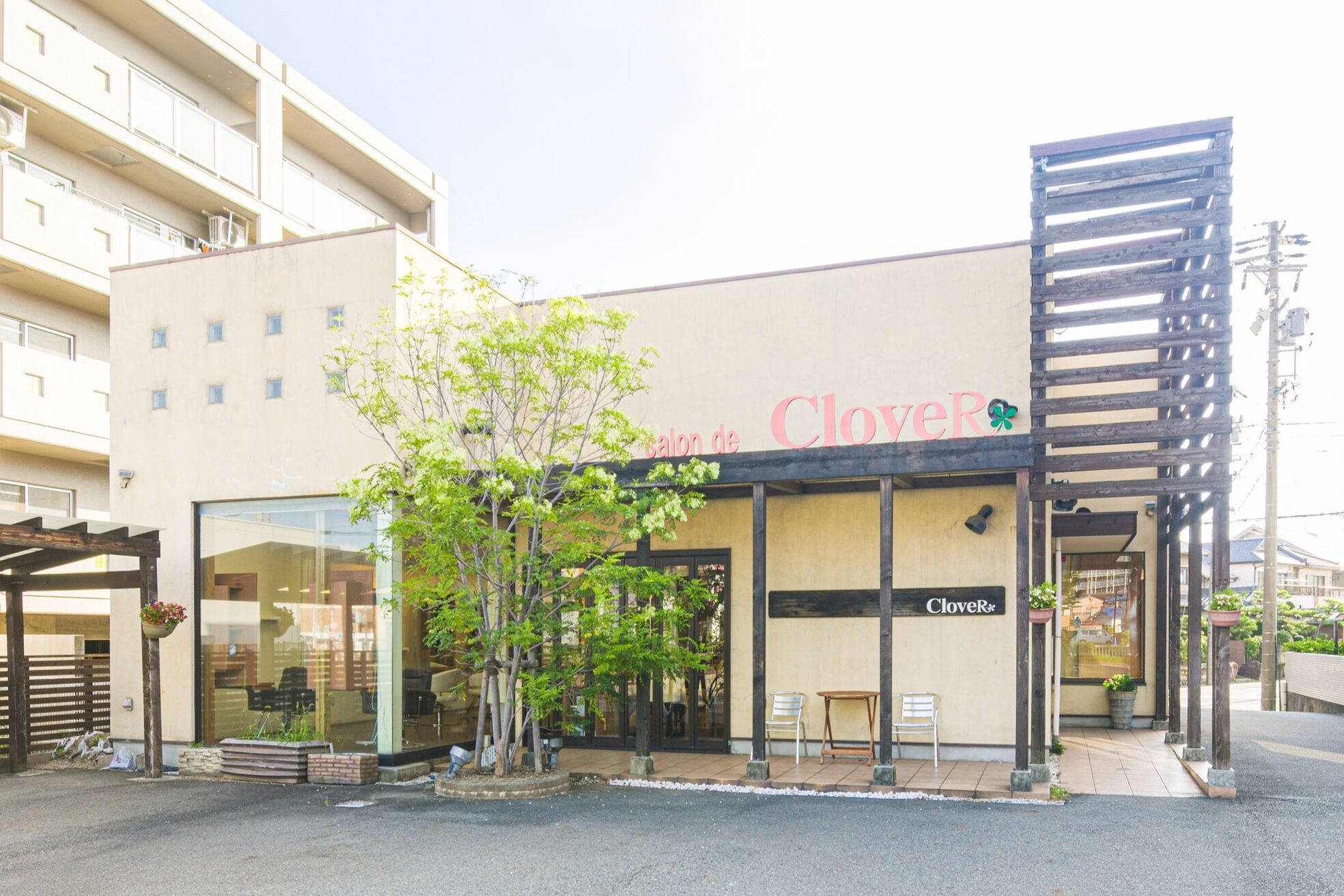 ティーアイズ salon de Clover店(T-eye's)1