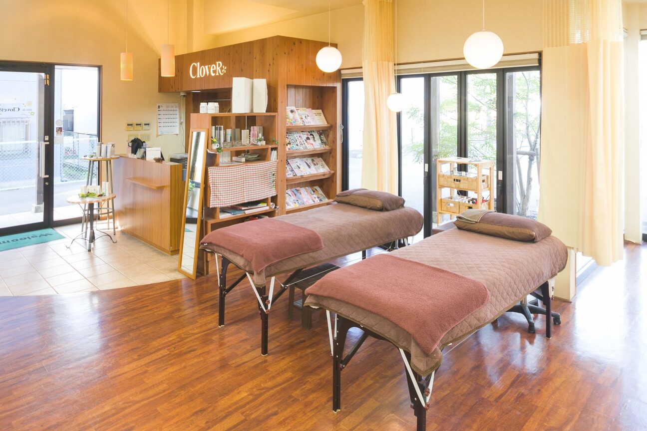 ティーアイズ salon de Clover店(T-eye's)2