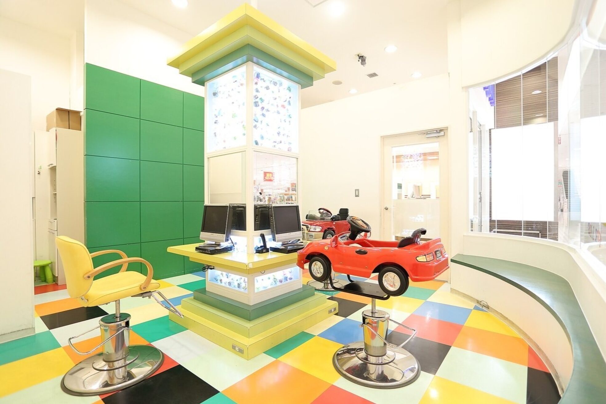 シオン ららぽーと横浜店(Zion)2