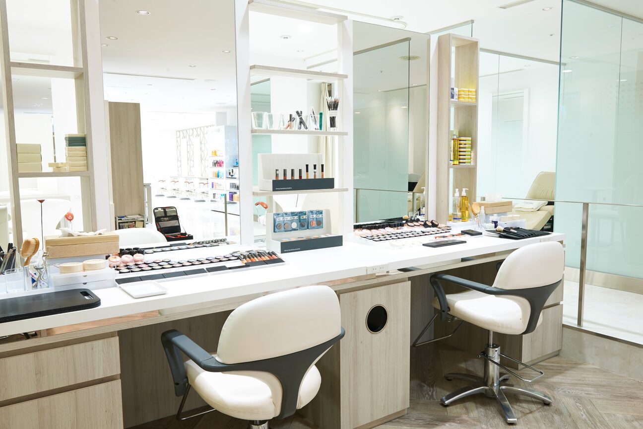 インスティチュート ケラスターゼ by トニータナカステュディオ3