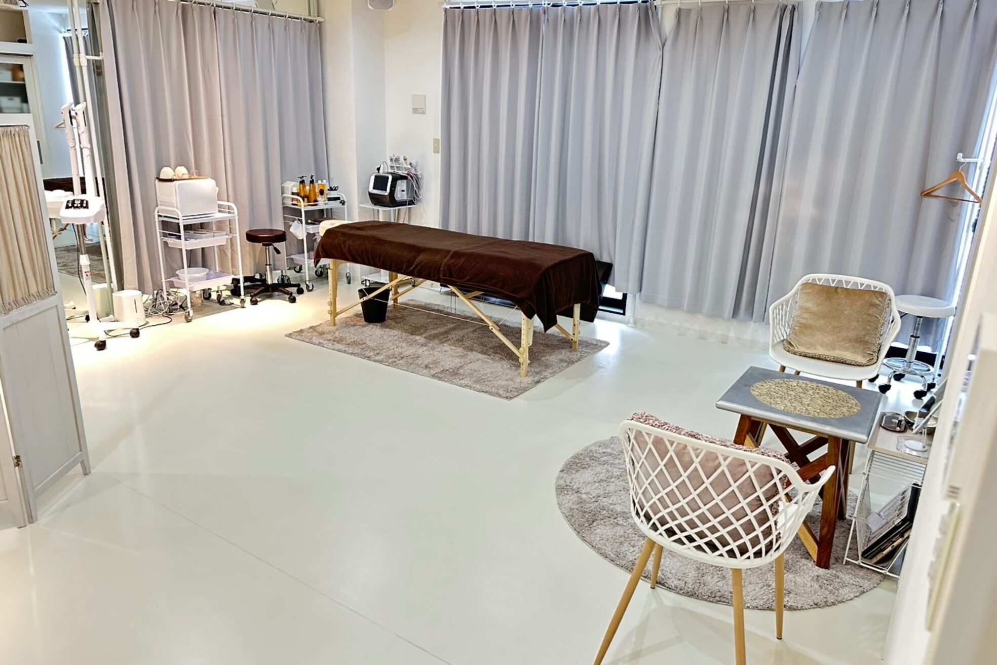 ケアナ 梅田店(CareNa)1