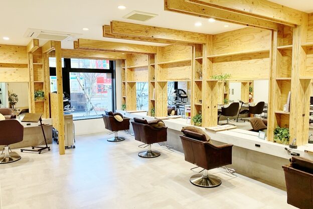 アドラーブル 駅南店(adorable)1