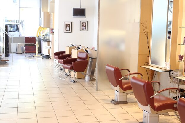 エム インターナショナル 春日部本店(EMU international)3