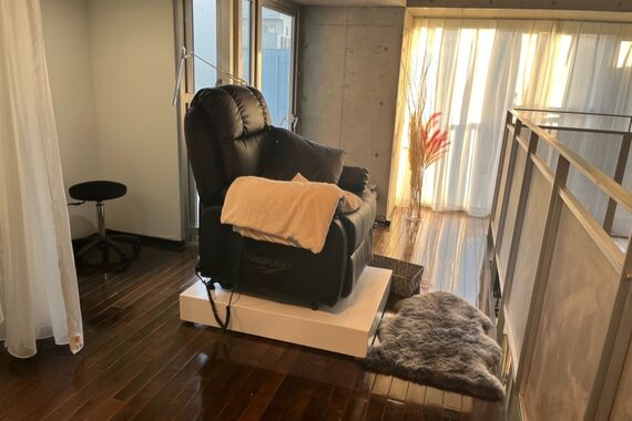 ラスズラン 上前津店(La suzuran)