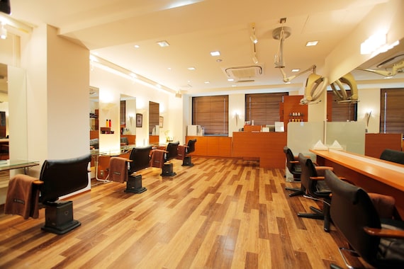 エムタニグチギンザ(M.TANIGUCHI GINZA)