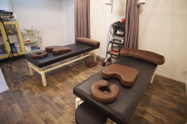 ライフファン鍼灸接骨院 みらい平(Life Fun鍼灸接骨院)1