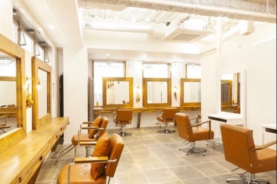 ニューラインギンザ(New-Line 銀座)