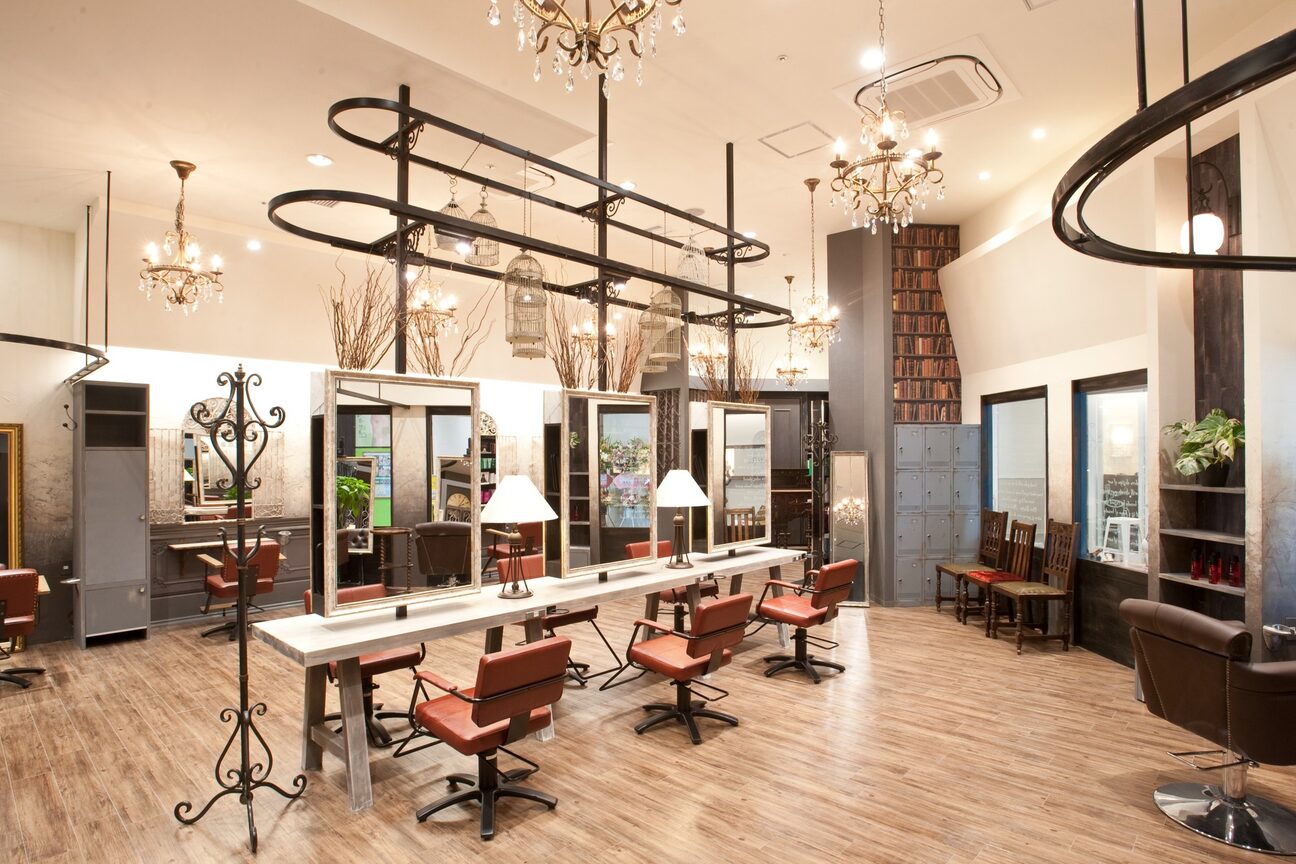 SHOOP(シュープ)（株式会社　岩井文男美容室）画像1