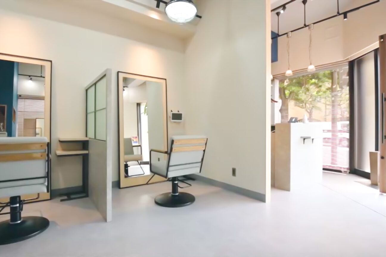 リノショアーズ 日本大通り店(RINOSHORES)2