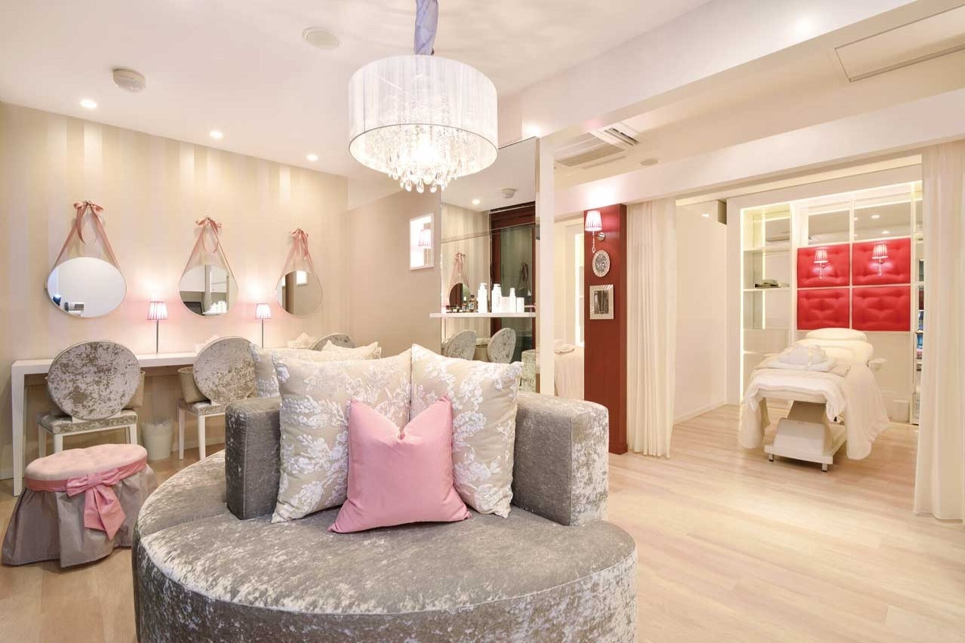 ラヴィーチ 表参道店1