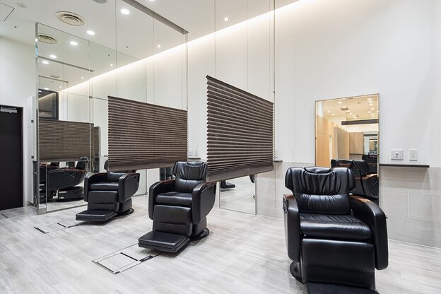 スカイ 大手町プレイス店1