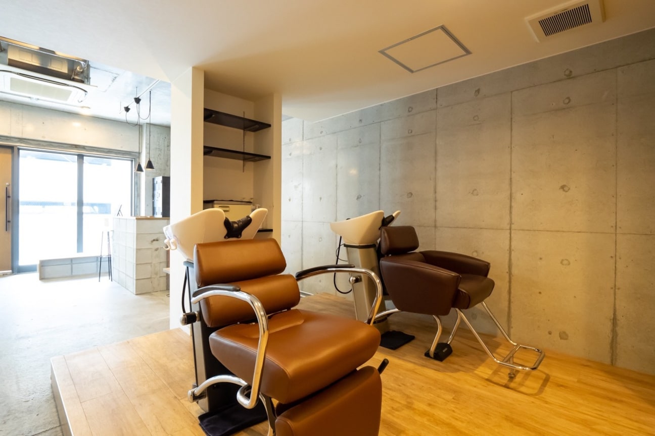 ブルー JR高槻本店(BLUE)2