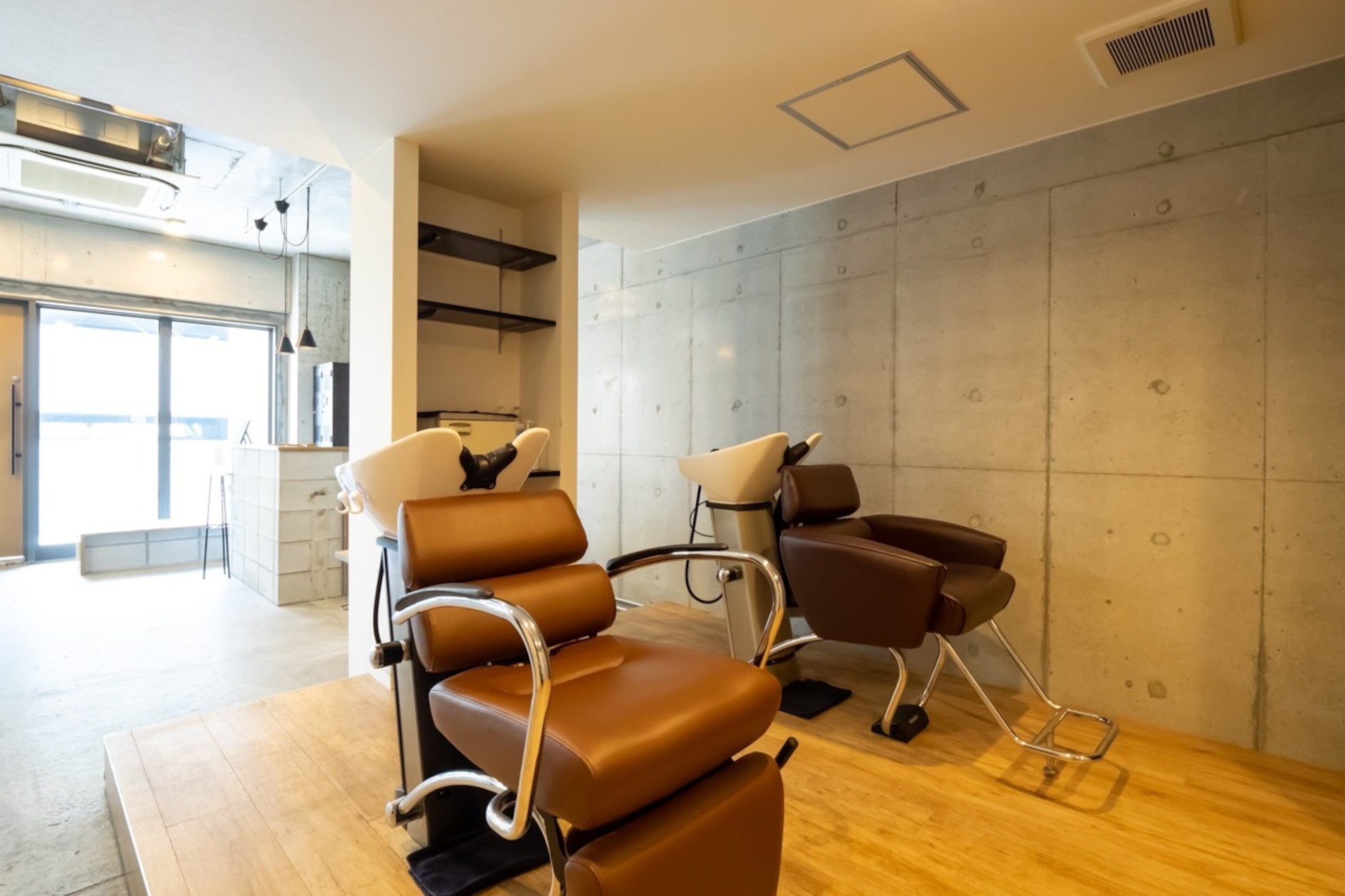 ブルー JR高槻本店(BLUE)2