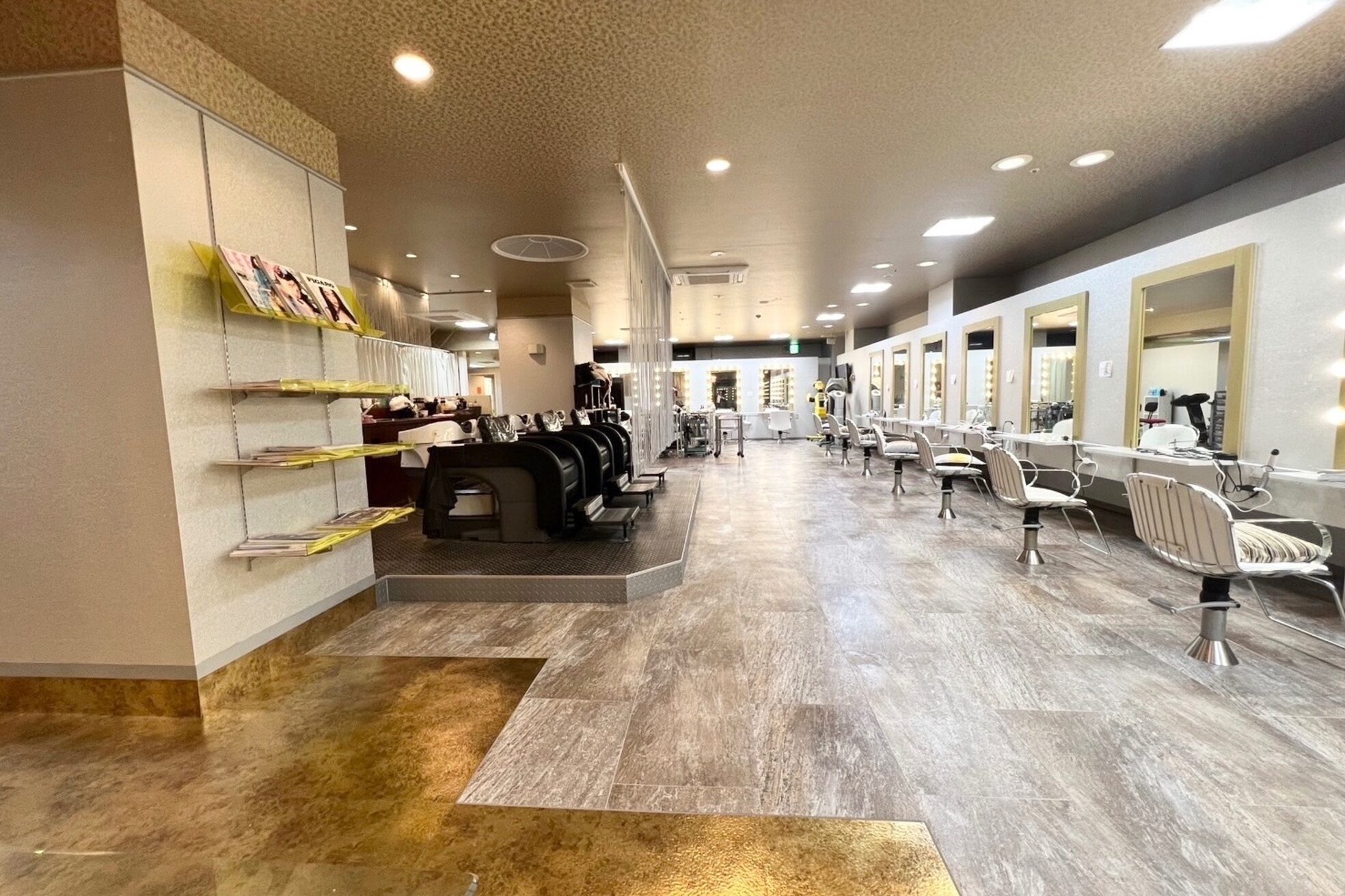 シャンプーボーイ 宮崎駅前店(SHAMPOO BOY)1