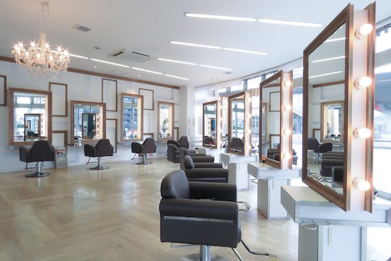 コワファースト 大分(COIFF1RST)