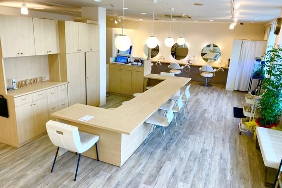 アコレ ミリュー 南草津店(ACCOLE milieu)