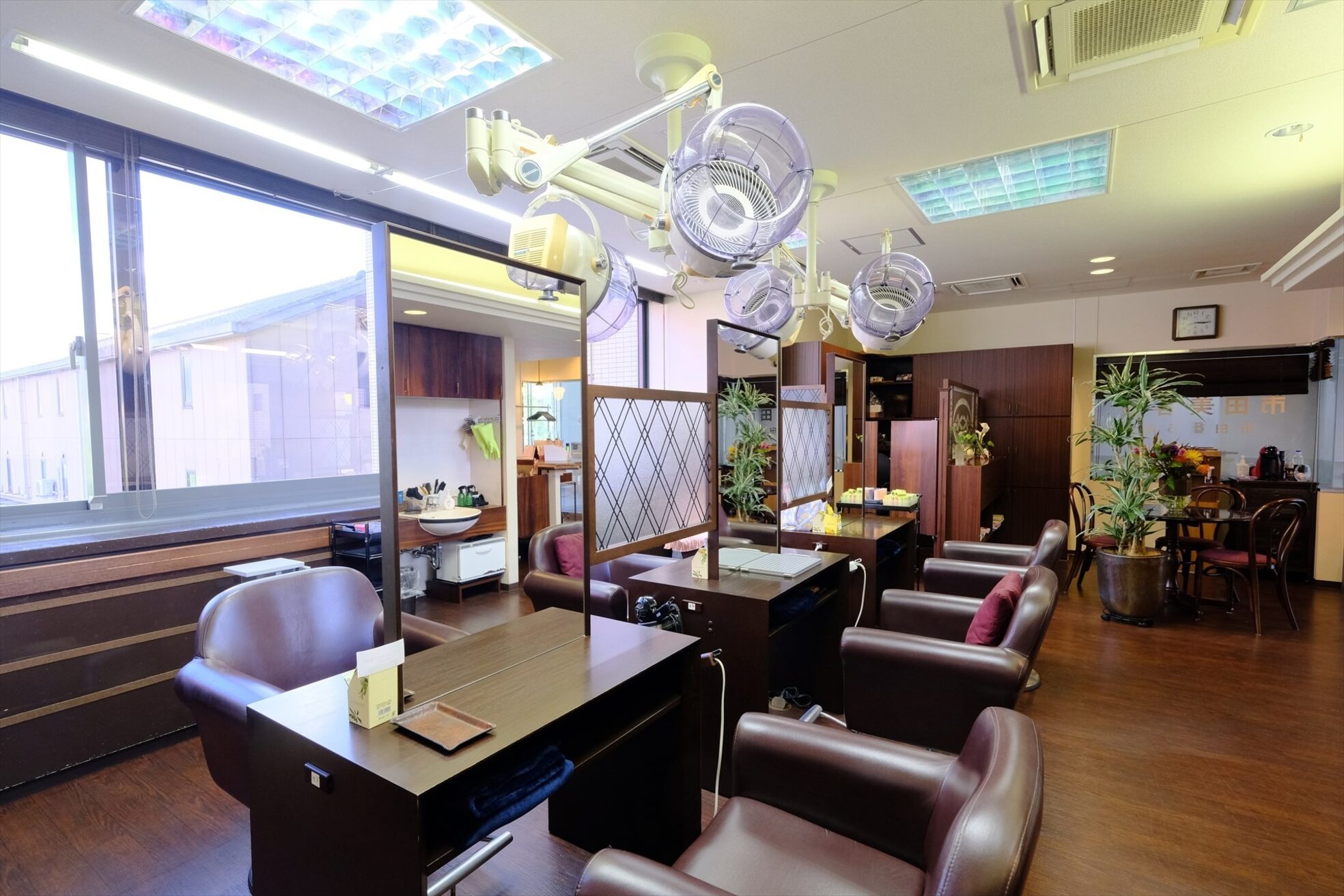 市田ひろみ美容室20