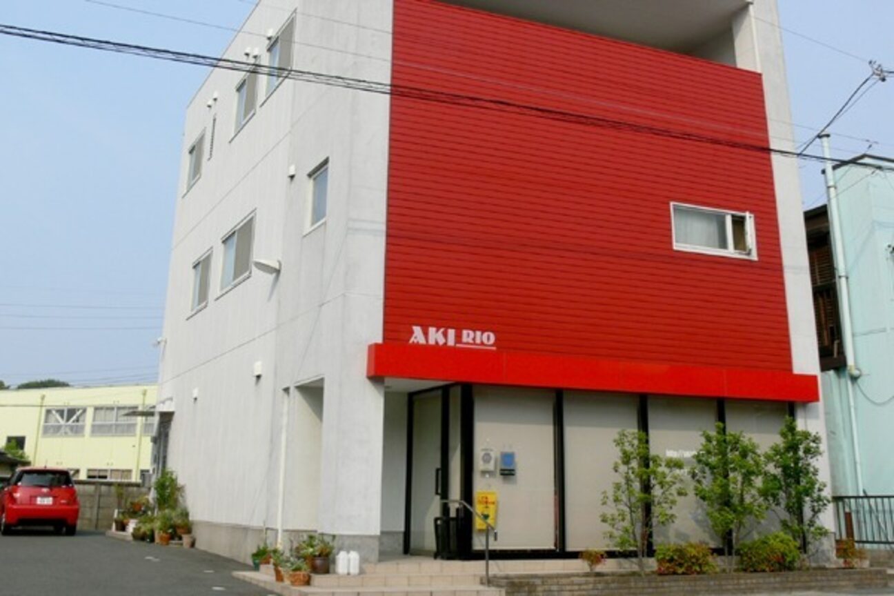 メンズアンドレディースアキリオ(Men's&Lady's AKIRIO)2