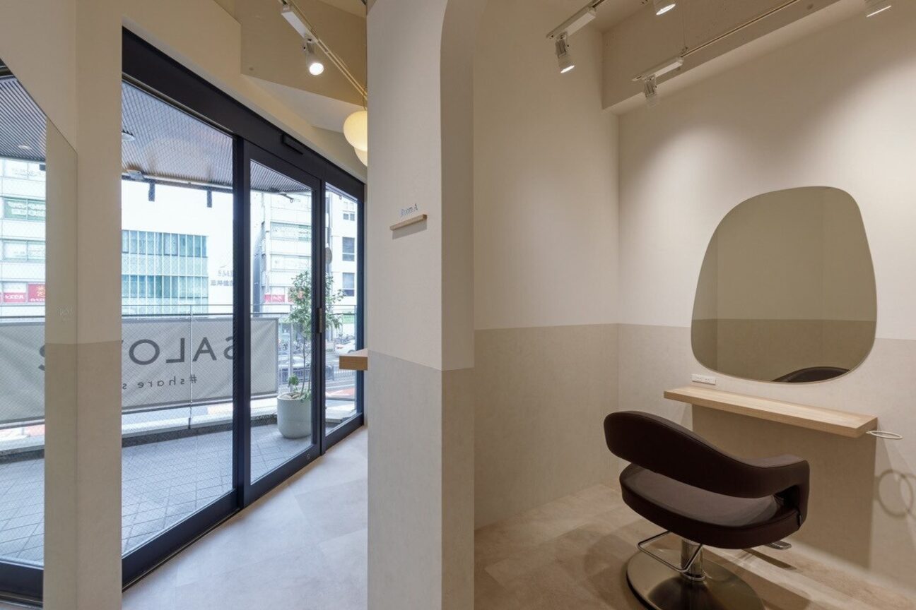 サロウィン 名古屋本山店(SALOWIN)1