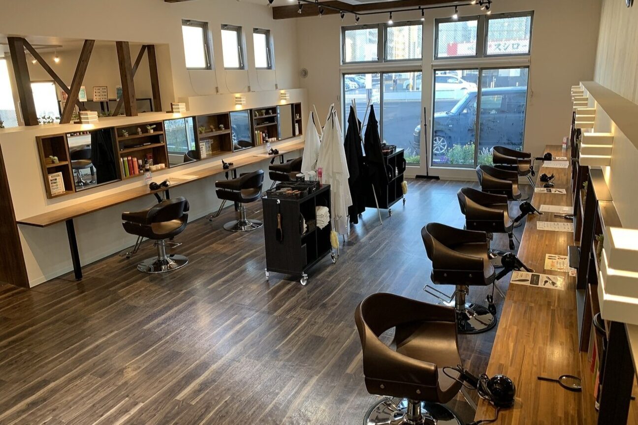 美容室HAPPYELL（有限会社　Ｓ・Ｕ・Ｍ’Ｌ・Ｏ・Ｃ・Ｋ）画像1