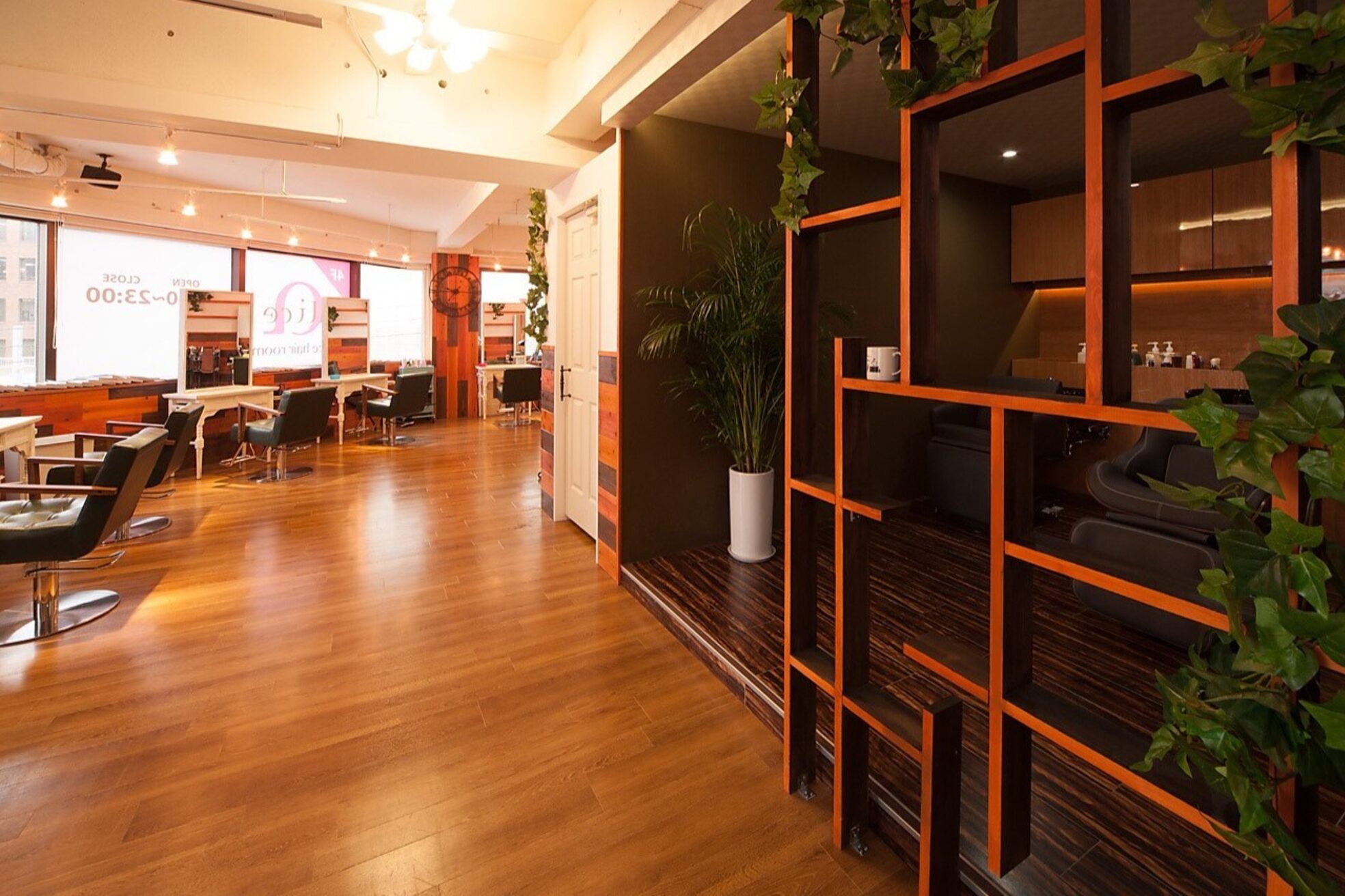 コードライン 三宮店(CODE.LINE)1