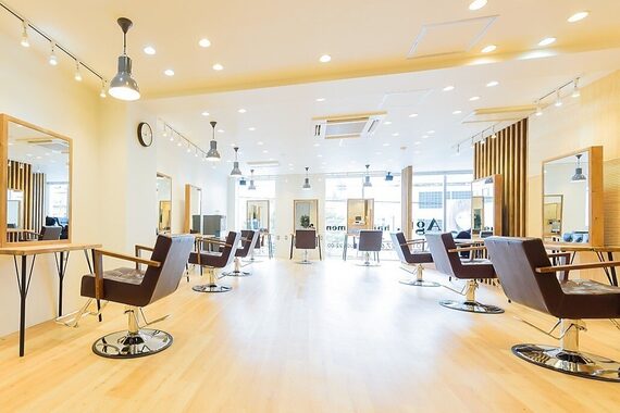 アグ ヘアー クルメン 札幌澄川店(Agu hair culmen)