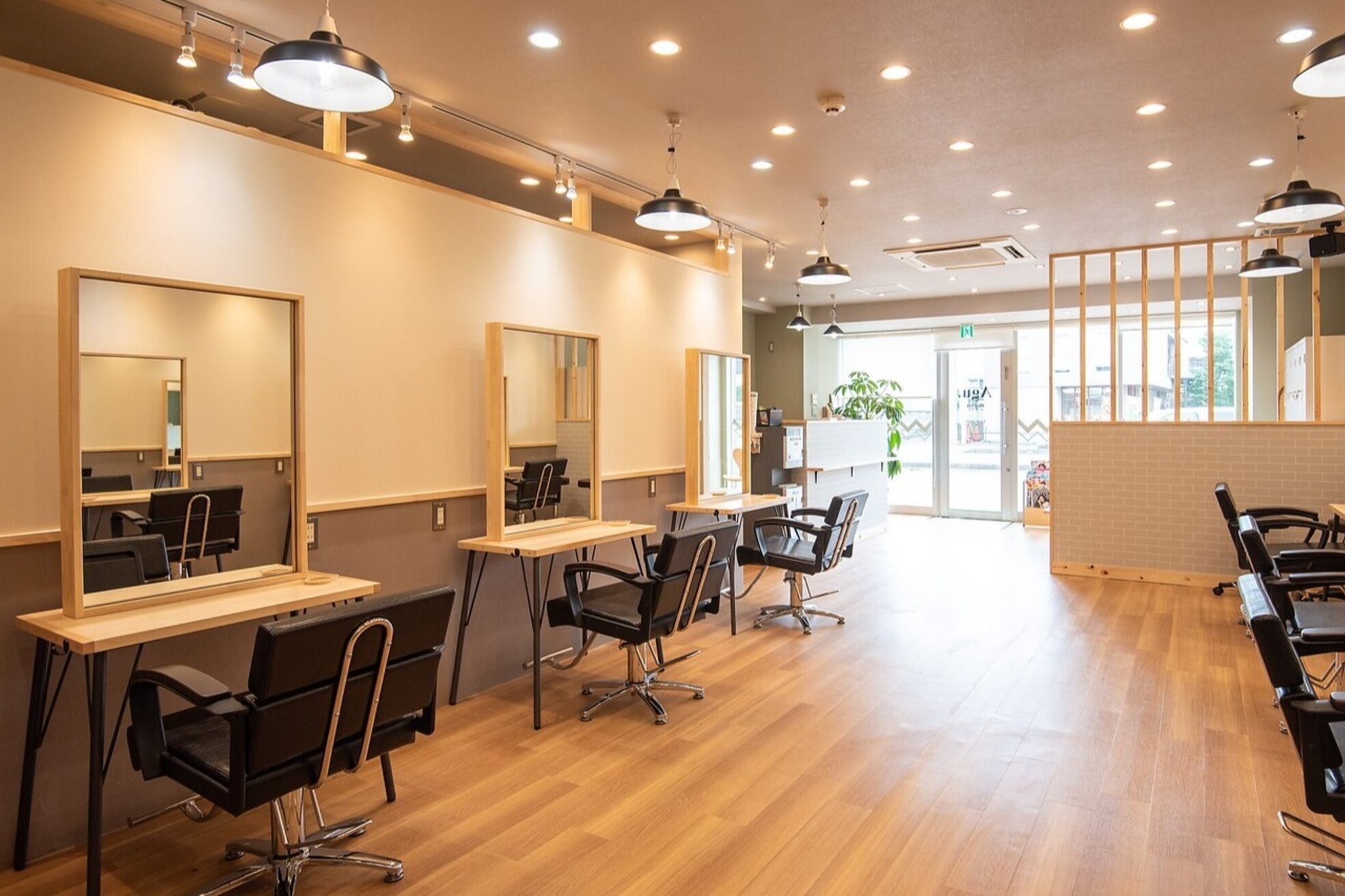 アグ ヘアー ミーサ 赤塚店(Agu hair mysa)1