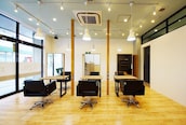 アグ ヘアー ロイ 寝屋川店(Agu hair roy)
