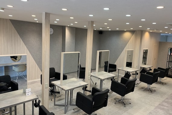 アグ ヘアー オトピ 恵庭店(Agu hair otopi)