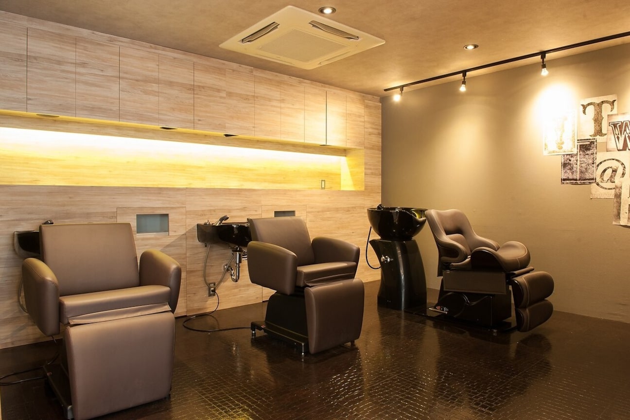 アグ ヘアー オッジ 札幌琴似店(Agu hair oggi)2