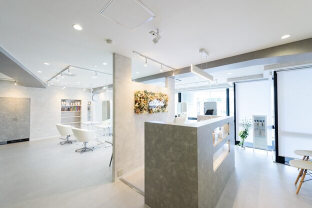 アグ ヘアー ウタリ 麻生店(Agu hair utari)1