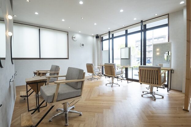 アグ ヘアー フォレ 公津の杜店(Agu hair foret)1