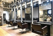 アグ ヘアー マロン梅田3号店(Agu hair marron)