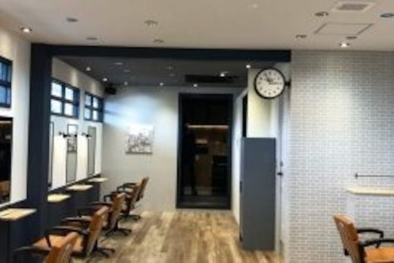 アグ ヘアー マノ 加古川店(Agu hair mano)